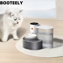 Smart Rechargeable Pet Water Dispenser – Automatic Tipping Design for Cats & Dogs.